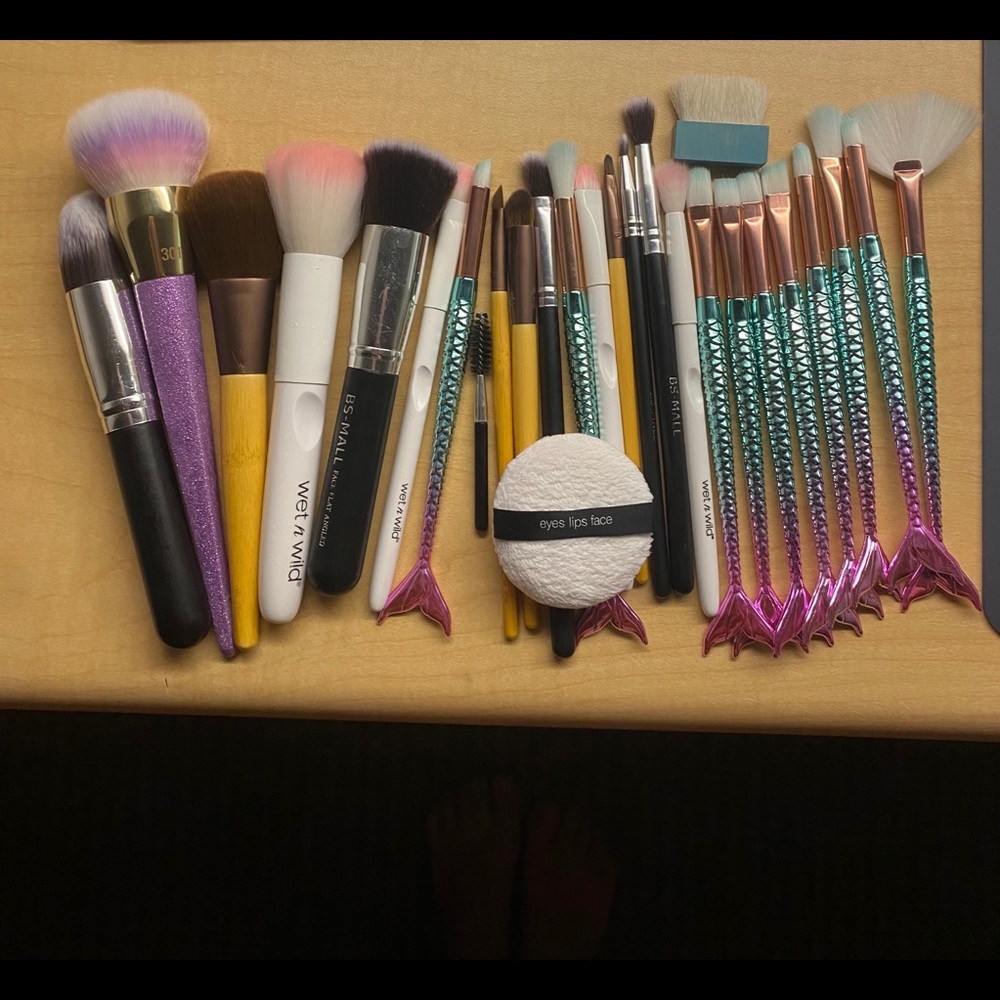 27 Makeup Brush Bundle